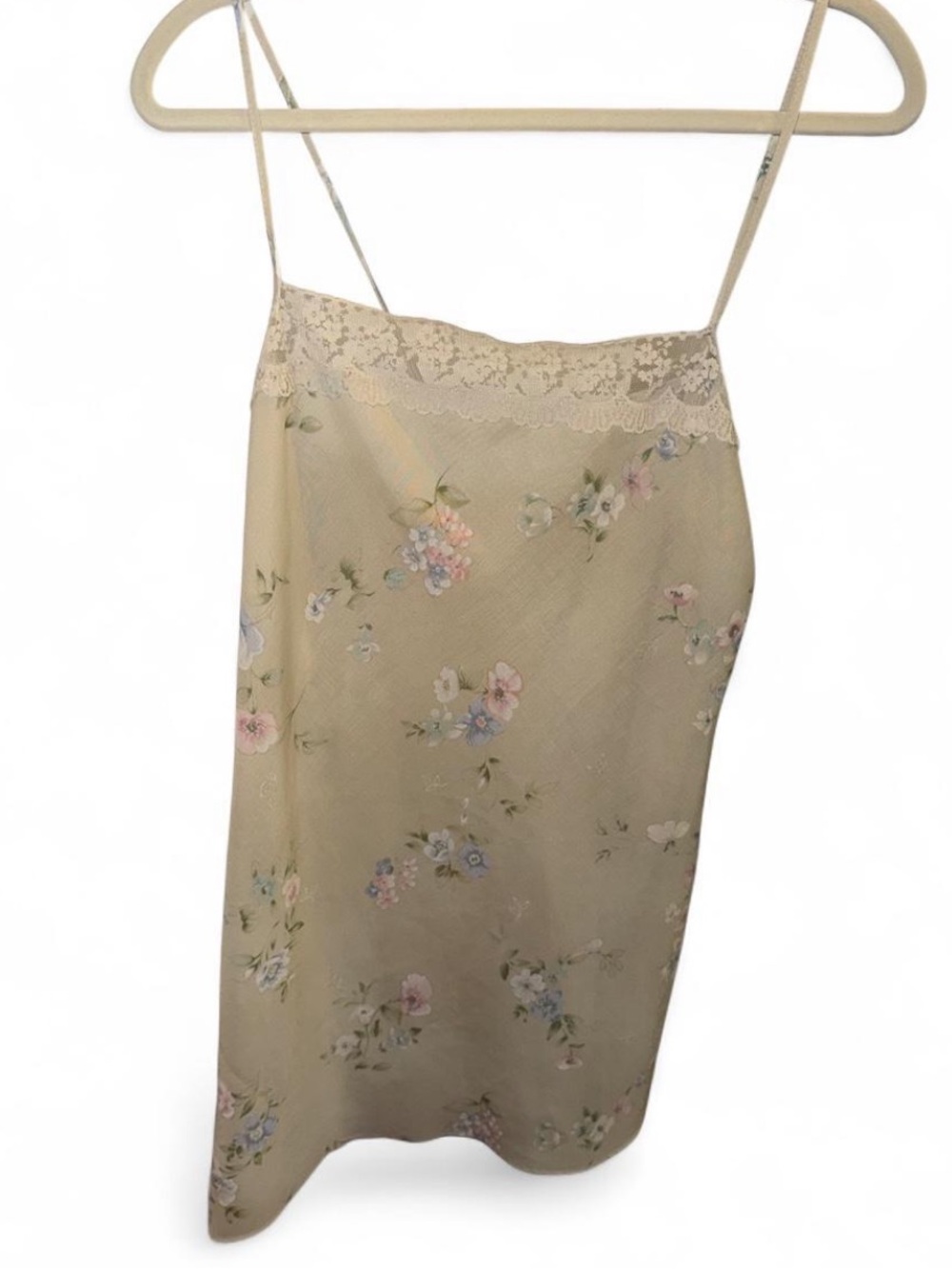 Dainty vintage slip - Picture 3 of 3